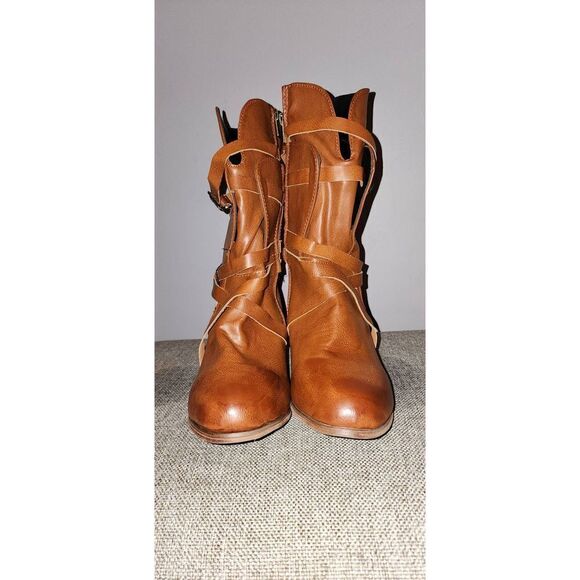 Cognac Boots  - Picture 1 of 5